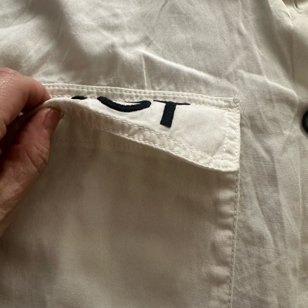 Bershka White Cropped Button-Up Shirt with Black Buttons - Picture 7 of 10